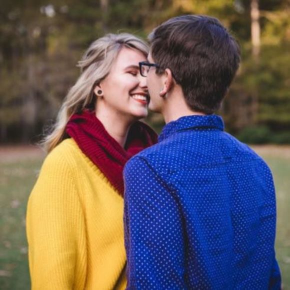 Meet your Posher, Sarah - Picture 1 of 1